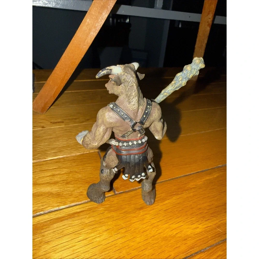 SAFARI LTD. Minotaur - 2007 - Mythical Plastic Figure
